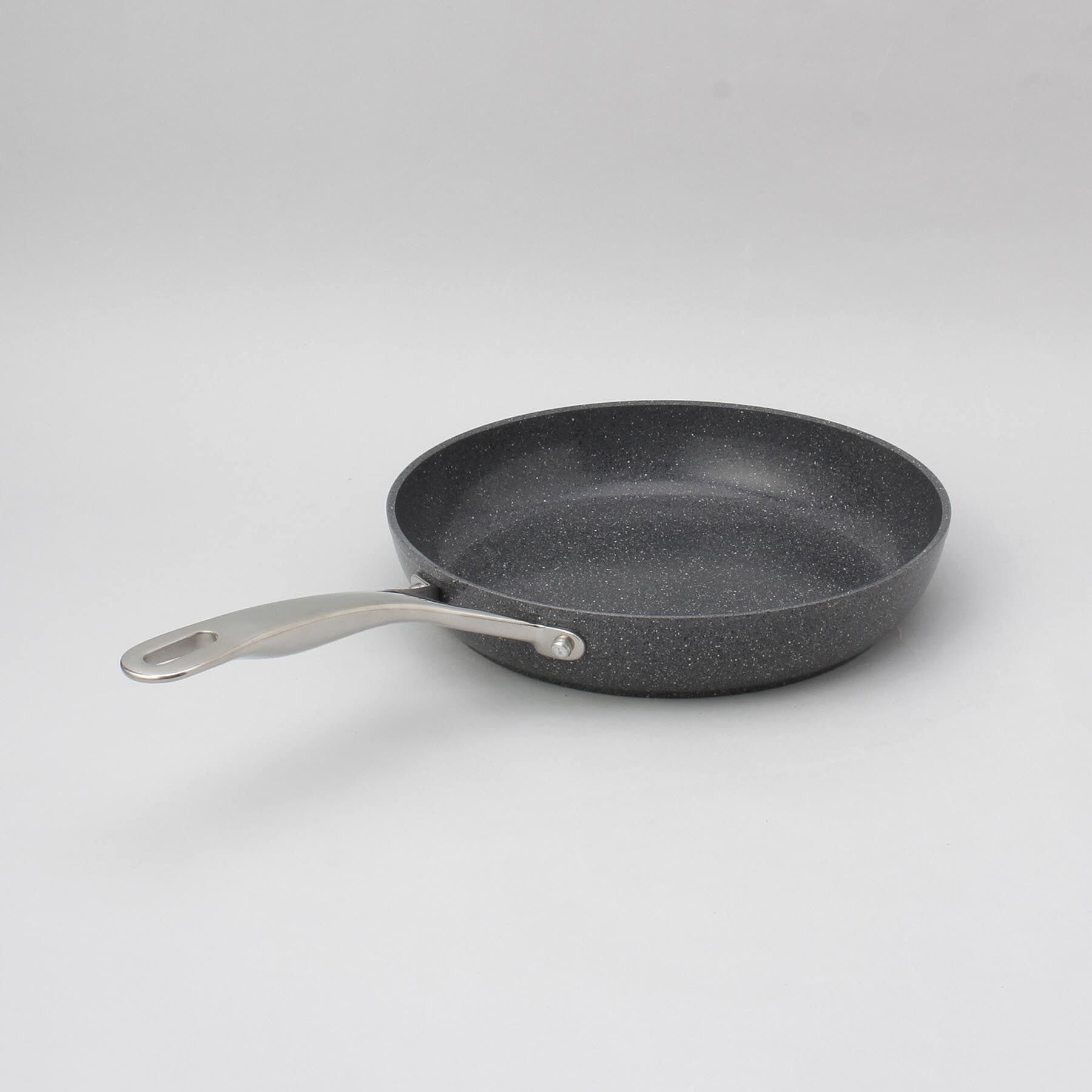 212 KITCHEN STORE「サリーナ セラミックフライパン 28センチ ＜BALLARINI バッラリーニ＞」|食器・キッチングッズ|