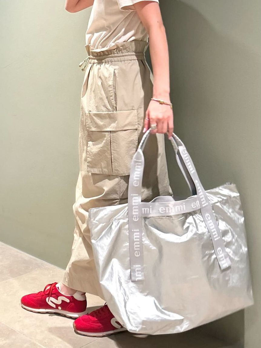 emmi atelier「【ONLINE限定】撥水emmiロゴビックトートバッグ」|トートバッグ|