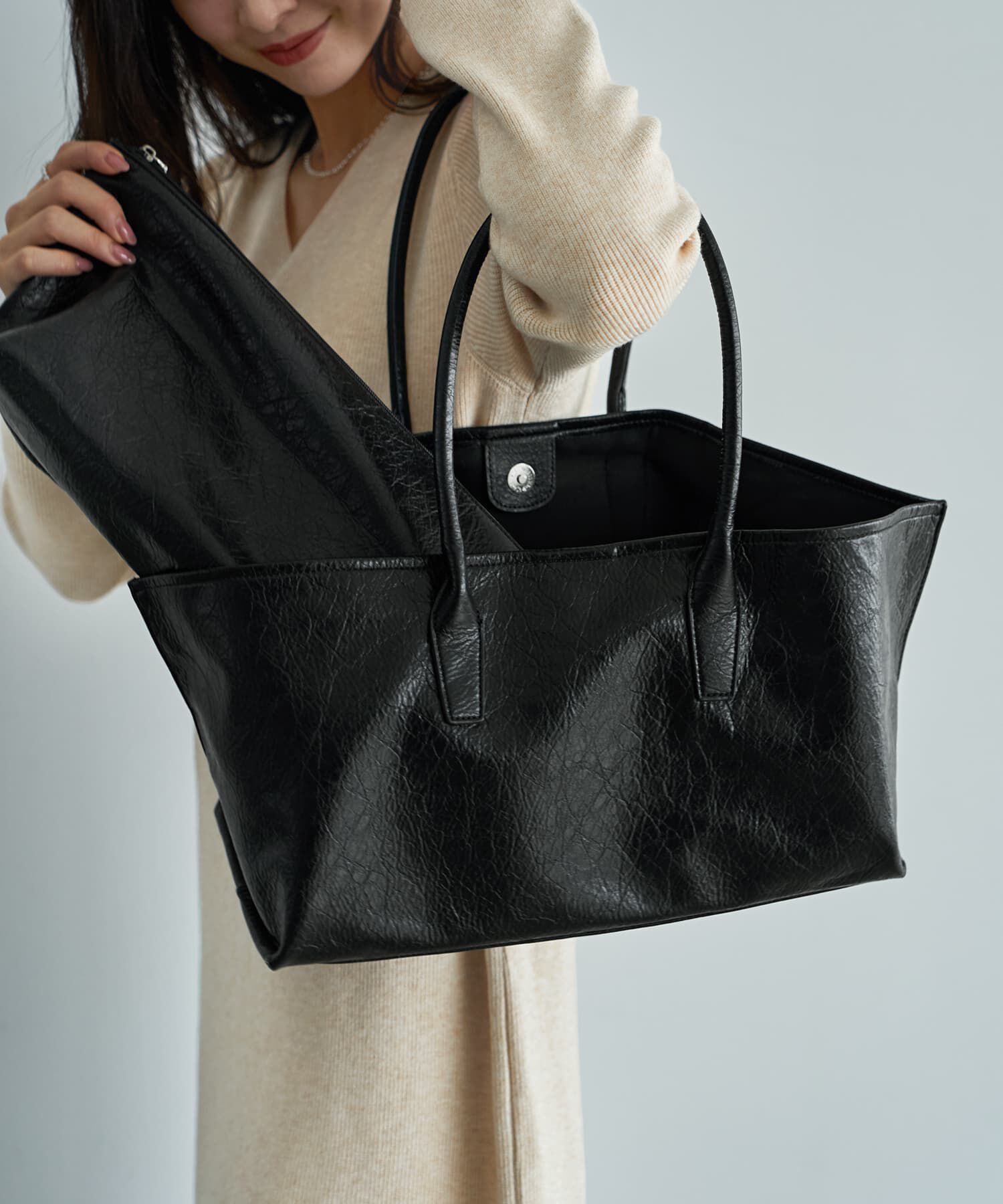 STYLE DELI「シボ加工横長フォルムトートバッグ」|トートバッグ|ブラック