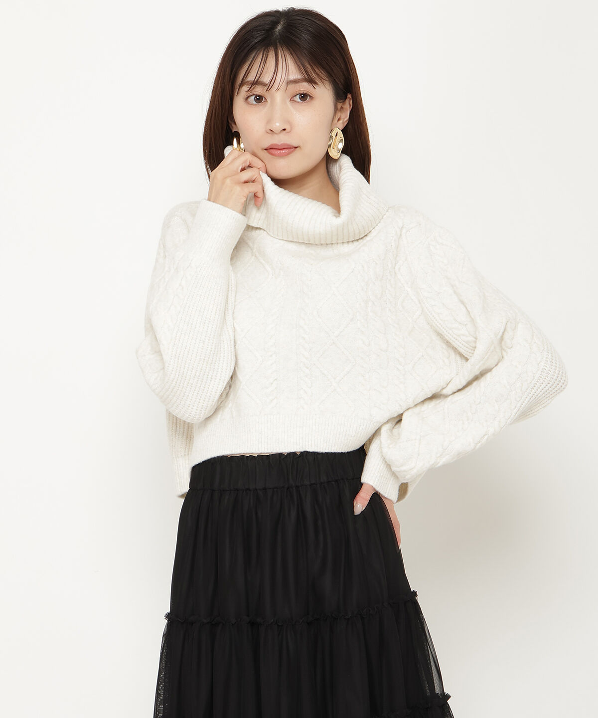 アンドクチュール「ミルドライクケーブルタートルネックプルオーバー」|ニット・セーター|