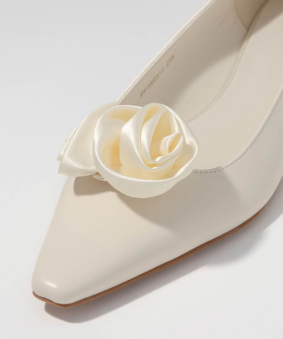  「2WAY ローズモチーフフラットパンプス」|パンプス|