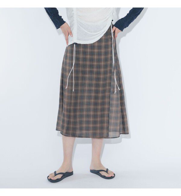 BEAMSBOY「maturely / ボイル チェック ラップ スカート」|スカート|BROWN