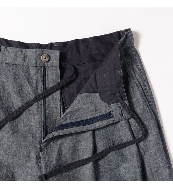 BEAMS「ダンガリー2プリーツ スラックス【ワイドテーパードフィット】」|チノ|