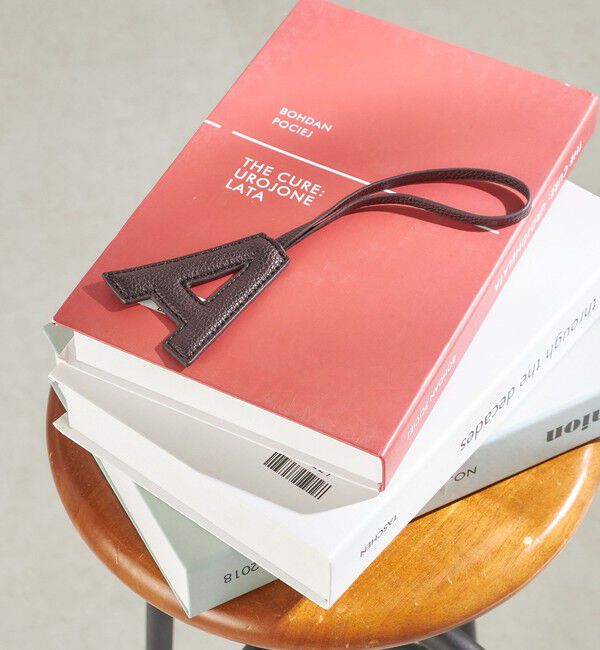 SHIPS for women「《追加予約》【WEB限定】George Cinq:イニシャル チャーム（ブラウン）」|チャーム・キーホルダー|A