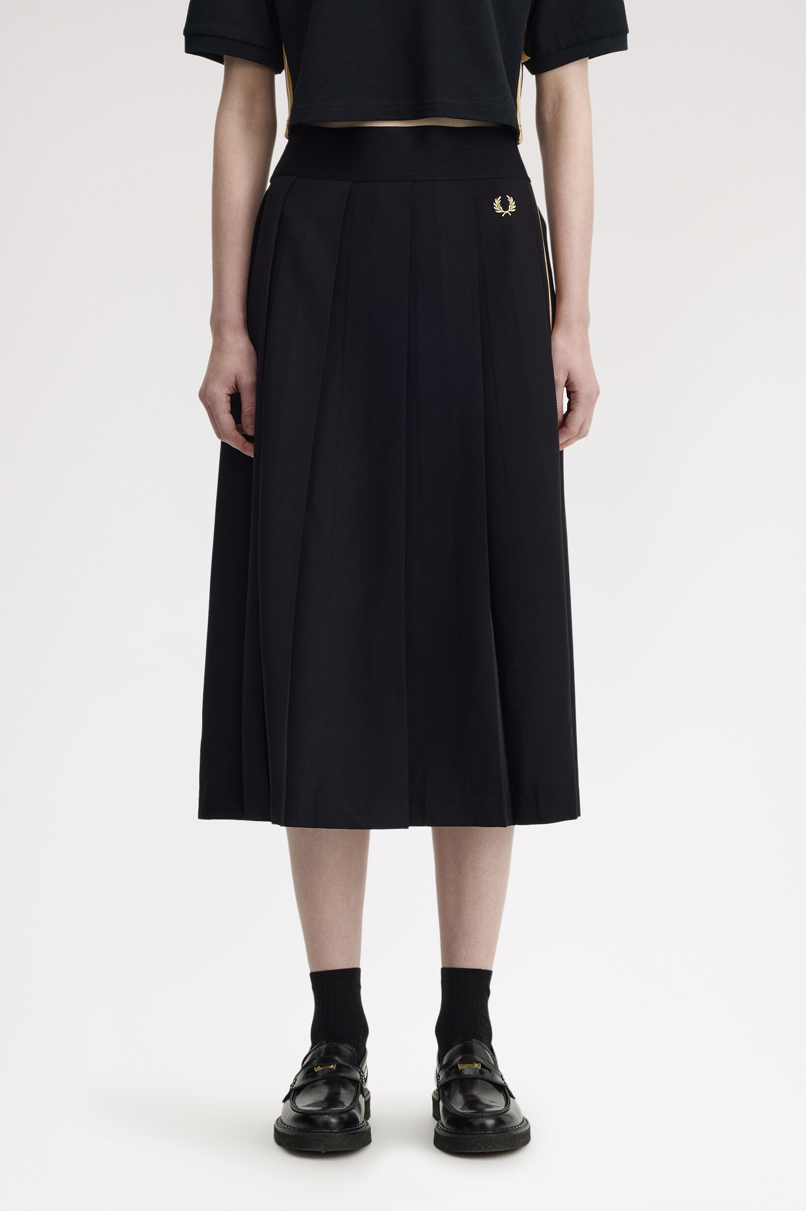 FRED PERRY 「Tape Detail Pleated Midi Skirt」|スカート|