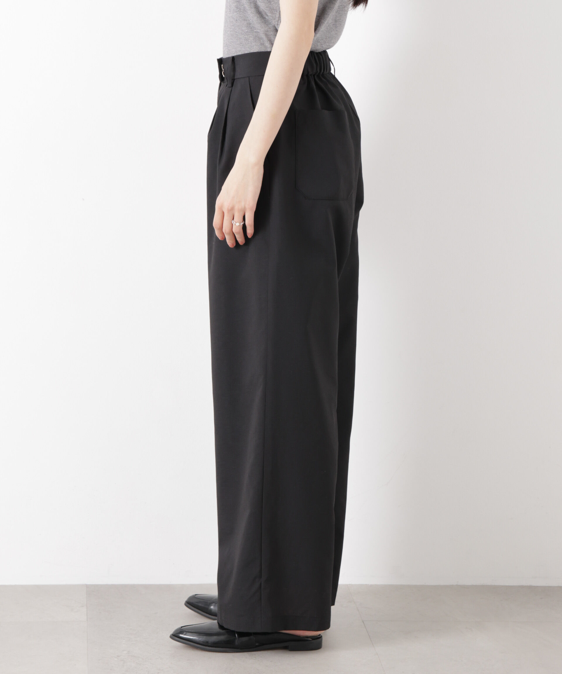 nano･universe「ソフトシアーツータックワイドパンツ(セットアップ可)」|チノ|