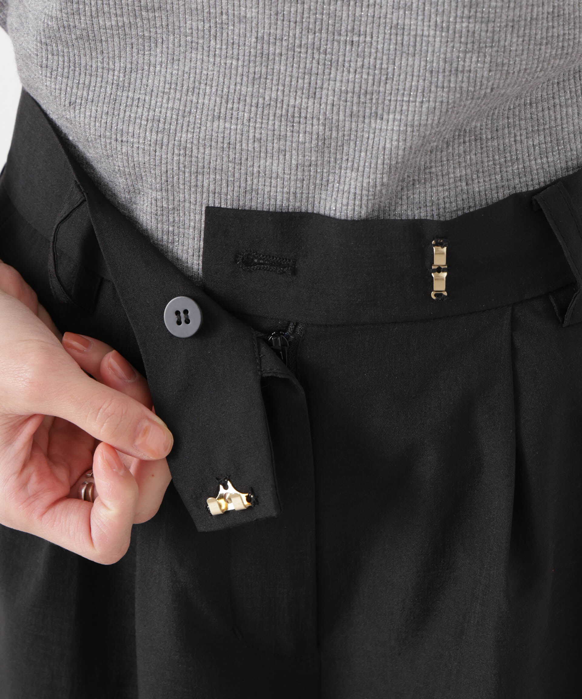 nano･universe「ソフトシアーツータックワイドパンツ(セットアップ可)」|チノ|