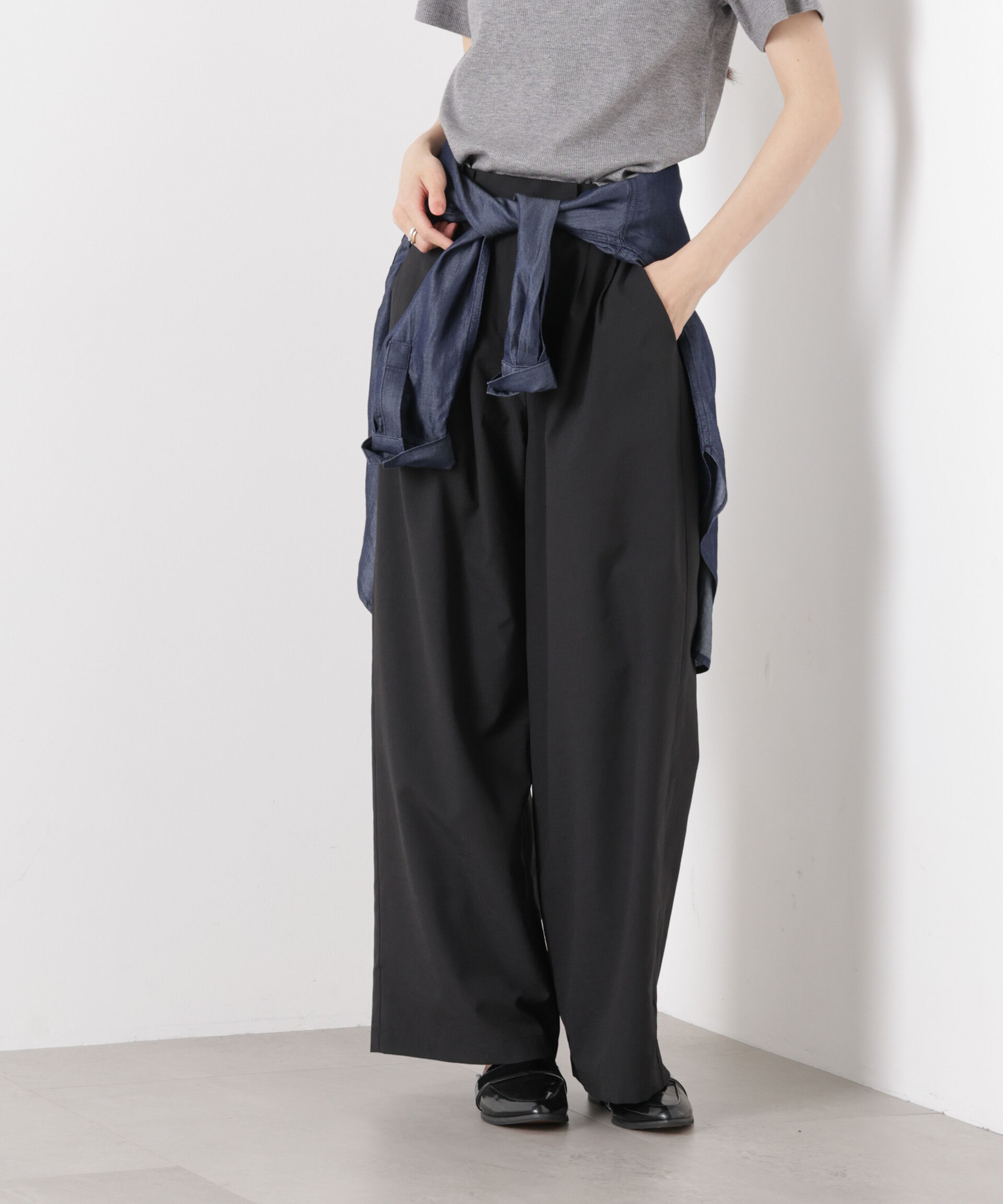 nano･universe「ソフトシアーツータックワイドパンツ(セットアップ可)」|チノ|