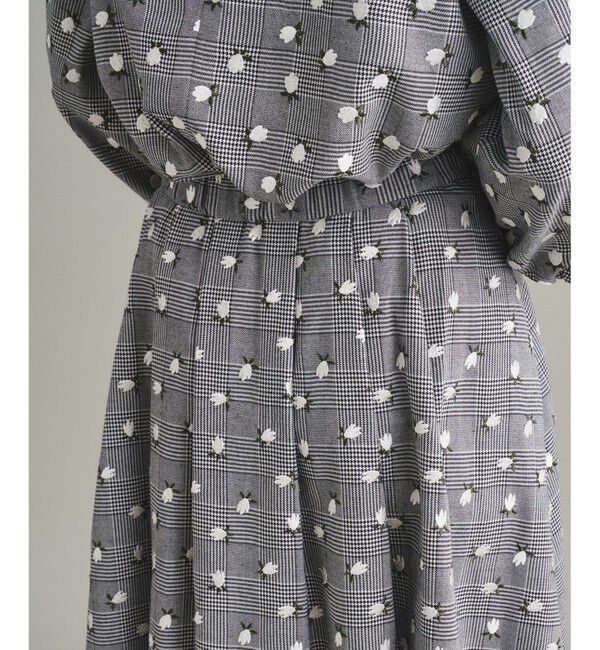 GRACE CONTINENTAL「チェックフラワータックスカート」|スカート|