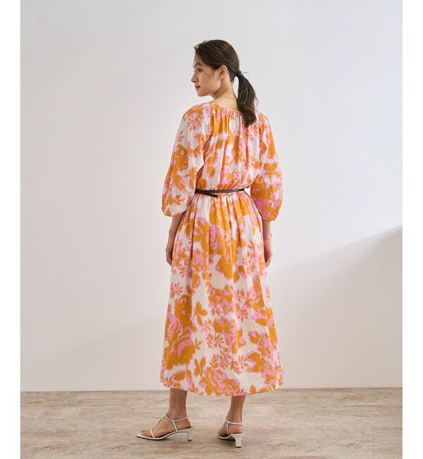 ROPE「【DEVEAUX（デヴォー）】別注ボカシフラワーウエストギャザーワンピース/洗える」|ワンピース|