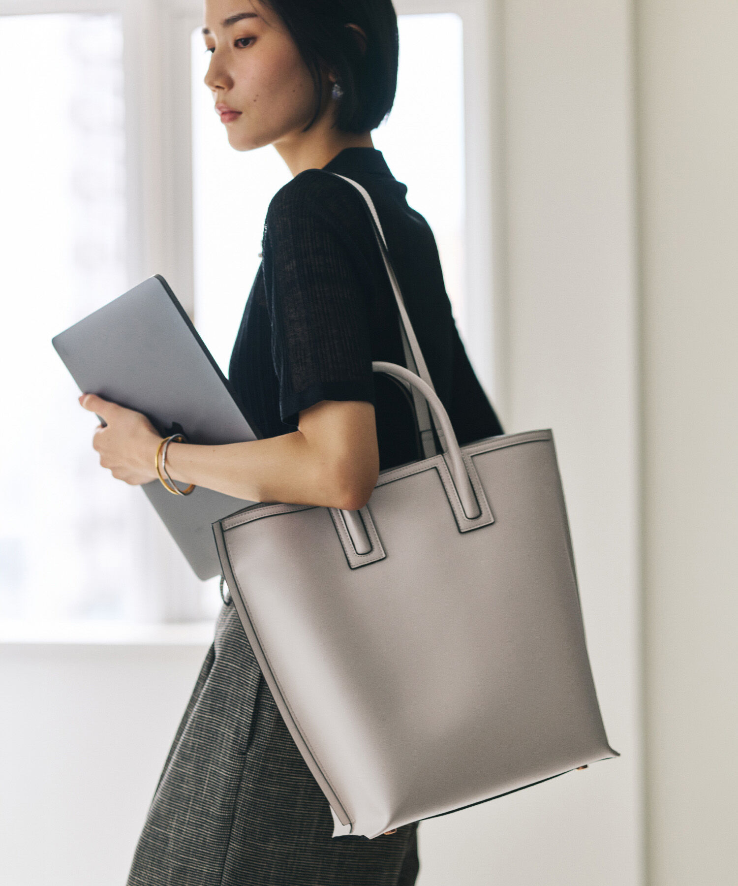 ROPE「【E'POR】【WEB限定】Ree BAG Large/A4対応・通勤・軽量・26SS」|トートバッグ|ライトグレー(08)