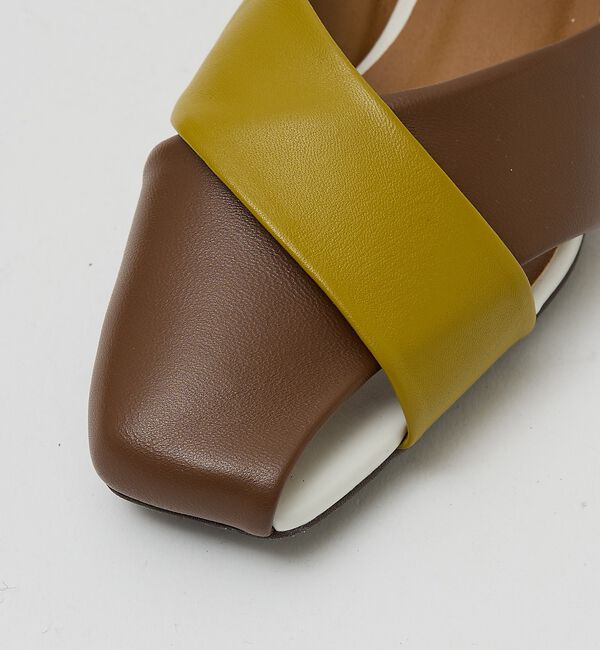 AU BANNISTER「ストラップソフトレザー ミュールパンプス【予約】」|パンプス|