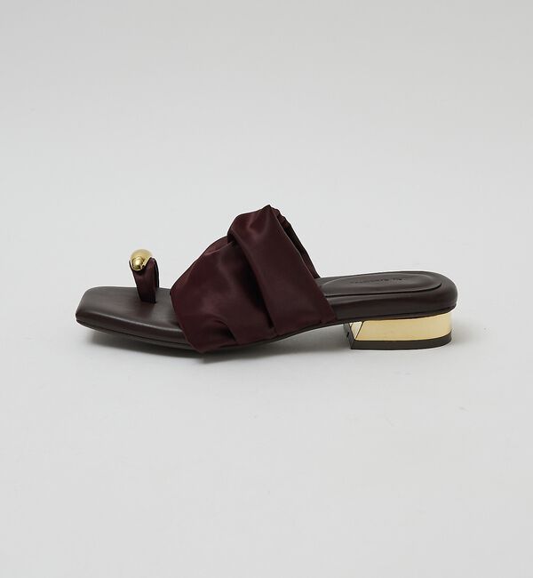 AU BANNISTER「【ストレッチサテン】サムメタルサンダル【予約】」|サンダル|