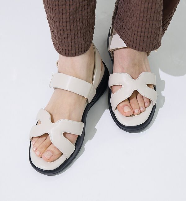 AU BANNISTER「パフィダブルベルトサンダル【予約】」|サンダル|アイボリー