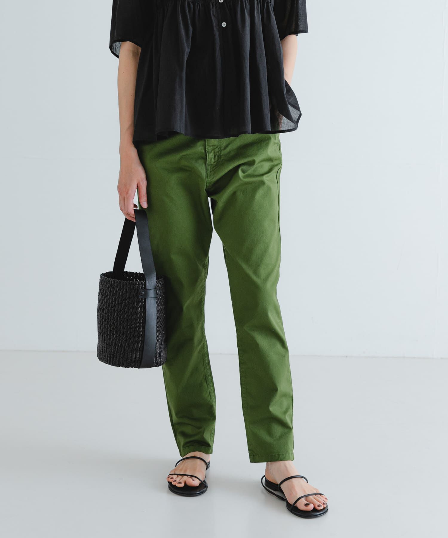 URBAN RESEARCH「『4サイズ展開』テーパードチノパンツ」|その他|