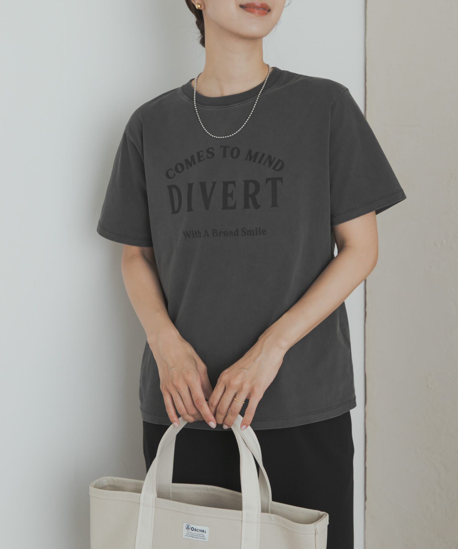 URBAN RESEARCH DOORS「ピグメントロゴTシャツ」|Tシャツ・カットソー|