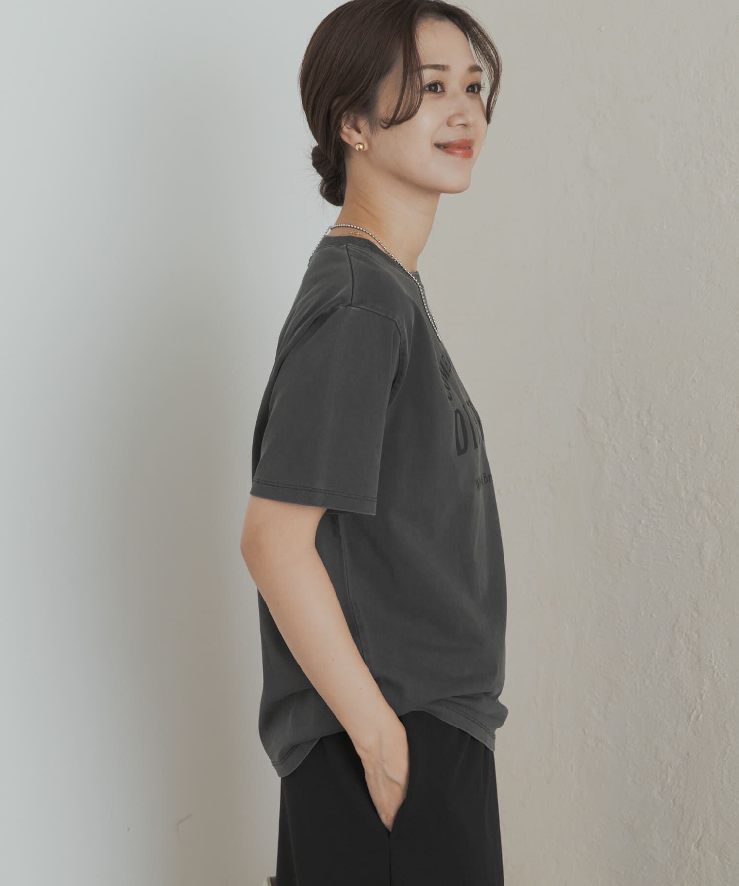 URBAN RESEARCH DOORS「ピグメントロゴTシャツ」|Tシャツ・カットソー|