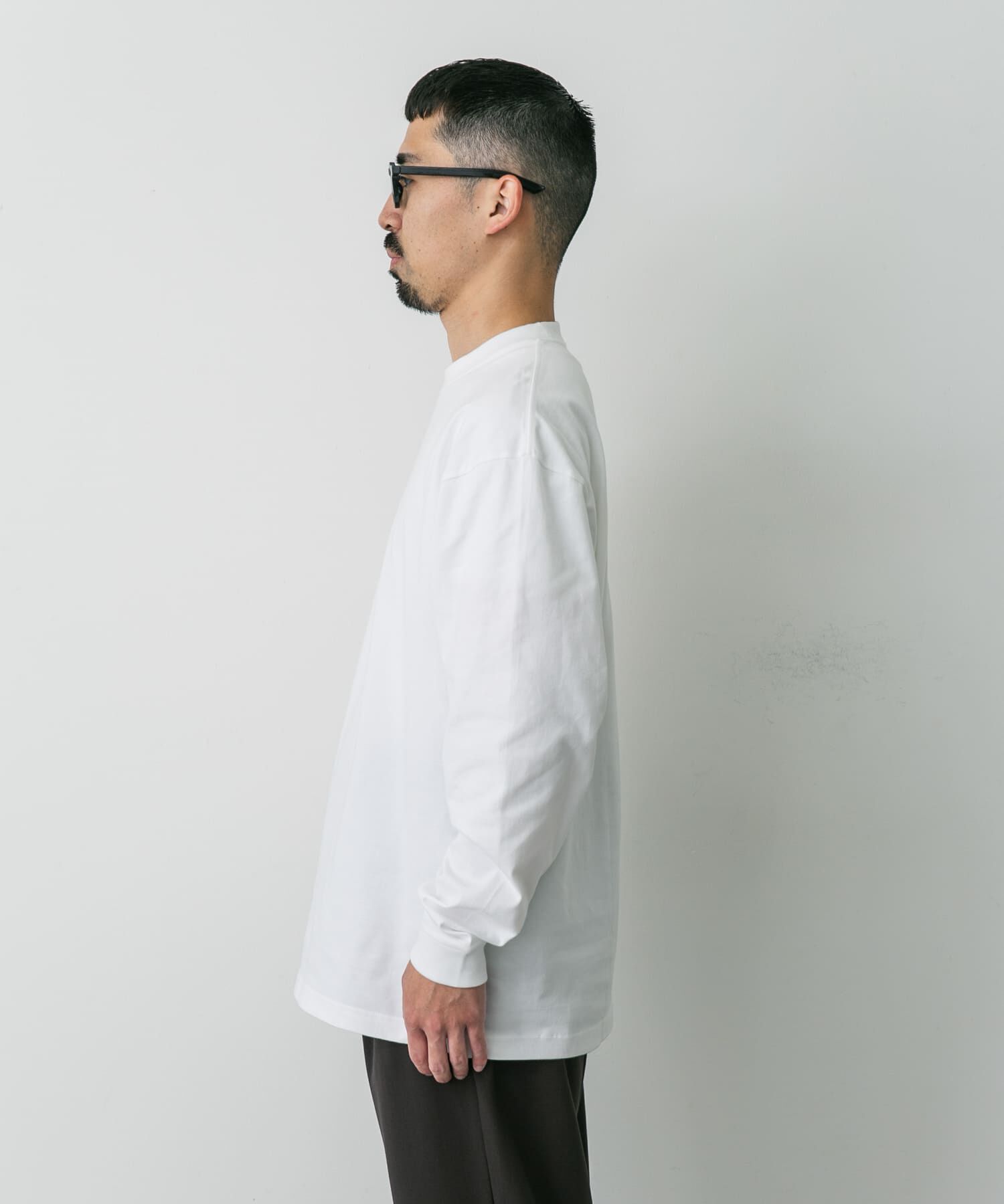 URBAN RESEARCH DOORS「『別注』HANES&times;DOORS　BEEFY-T DOORS FIT LONG-SLEEVE」|Tシャツ・カットソー|