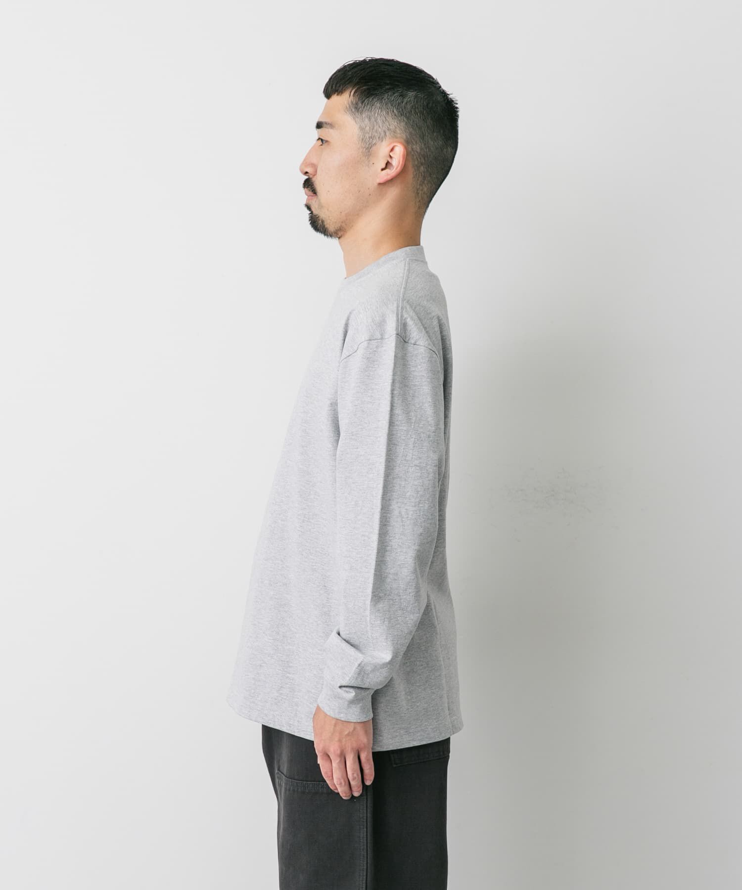 URBAN RESEARCH DOORS「『別注』HANES&times;DOORS　BEEFY-T DOORS FIT LONG-SLEEVE」|Tシャツ・カットソー|
