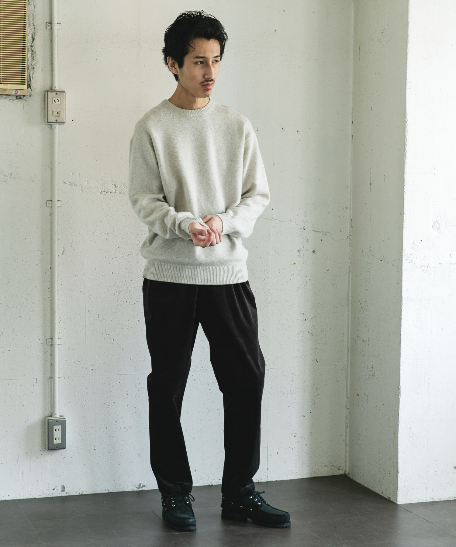 URBAN RESEARCH DOORS「ハミルトンウールクルーネックニット」|ニット・セーター|