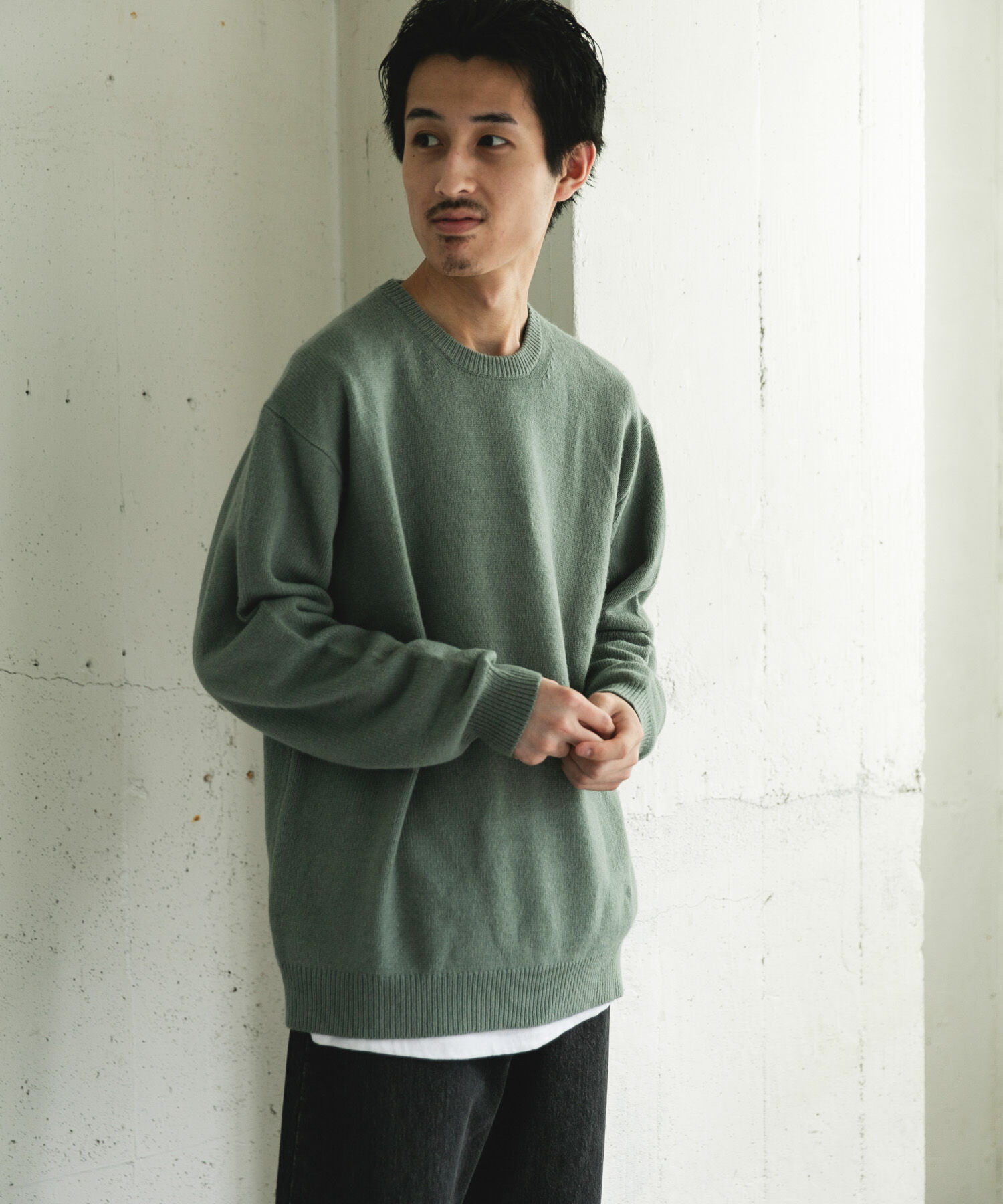 URBAN RESEARCH DOORS「ハミルトンウールクルーネックニット」|ニット・セーター|