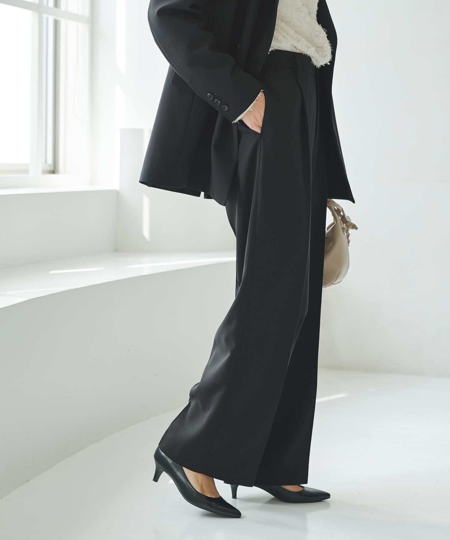 URBAN RESEARCH「『3サイズ展開』タックストレートスラックス」|その他|