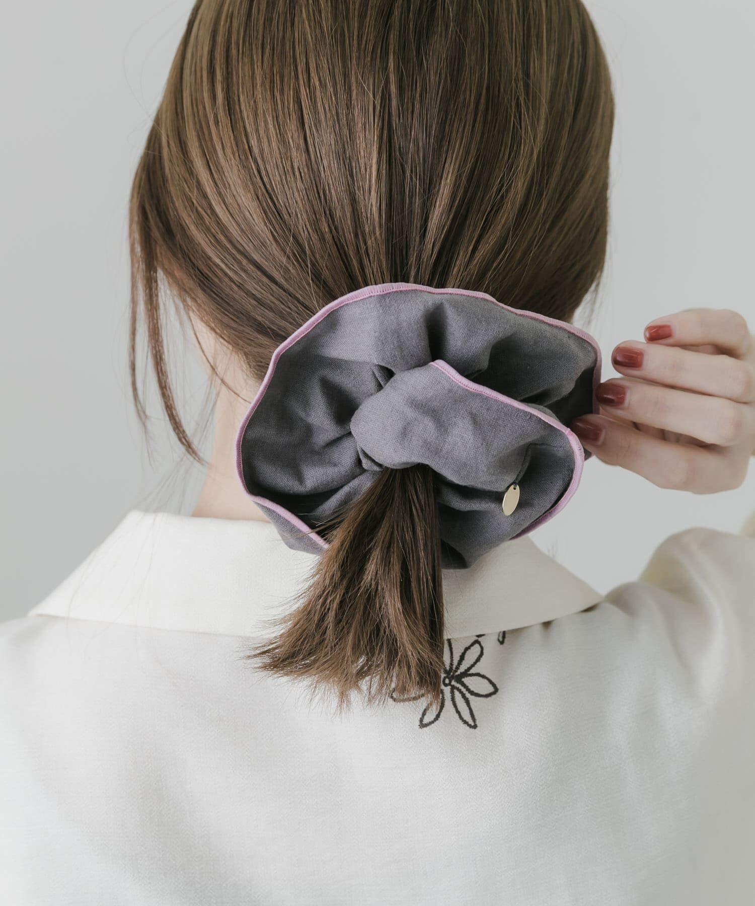 SMELLY「カラーパイピングボリュームシュシュ」|ヘアゴム・シュシュ|