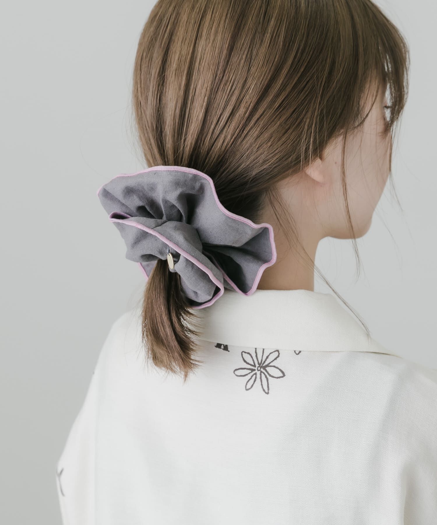 SMELLY「カラーパイピングボリュームシュシュ」|ヘアゴム・シュシュ|