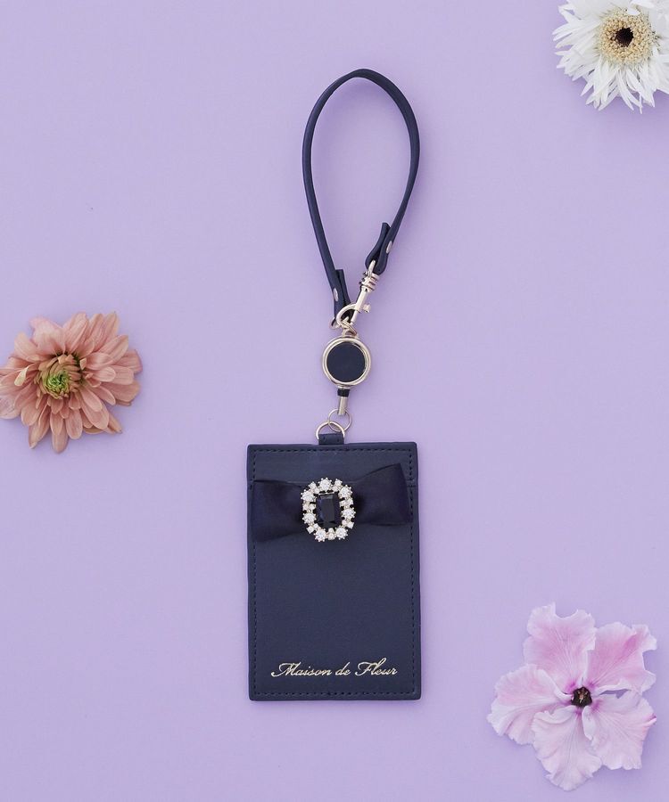 Maison de FLEUR「リール付きビジューリボンパスケース」|その他|ネイビー