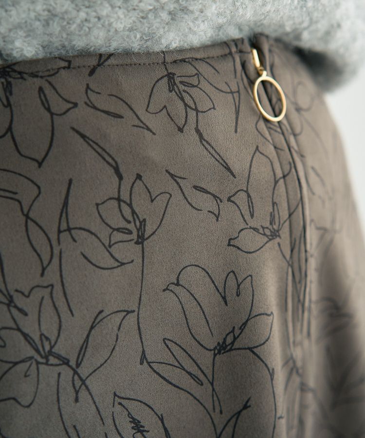 YECCA VECCA「ラインフラワー柄フェイクスエードスカート」|タイト|