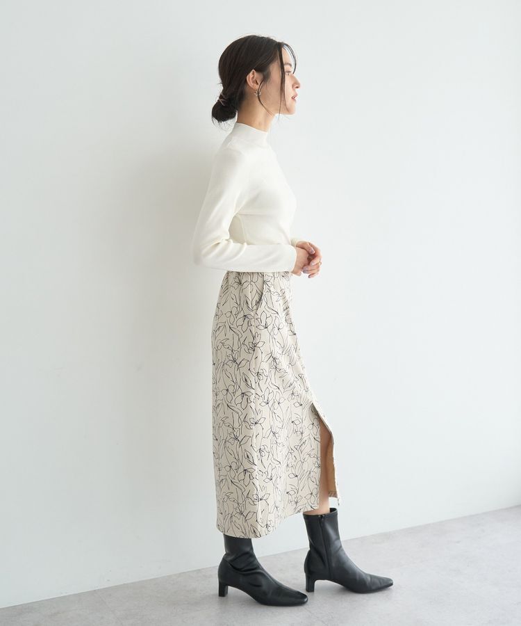 YECCA VECCA「ラインフラワー柄フェイクスエードスカート」|タイト|