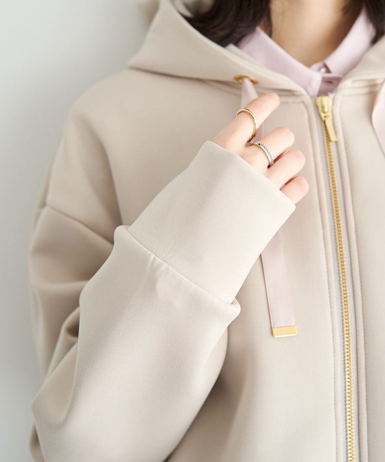 YECCA VECCA「バックプリーツZIPフーディー」|ブルゾン・スタジャン|