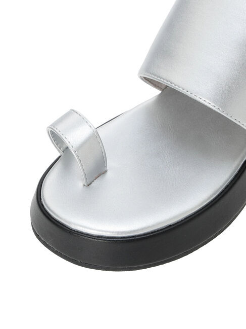 Te chichi TERRASSE「厚底ヒールストラップサンダル《2025summer catalog item》」|サンダル|