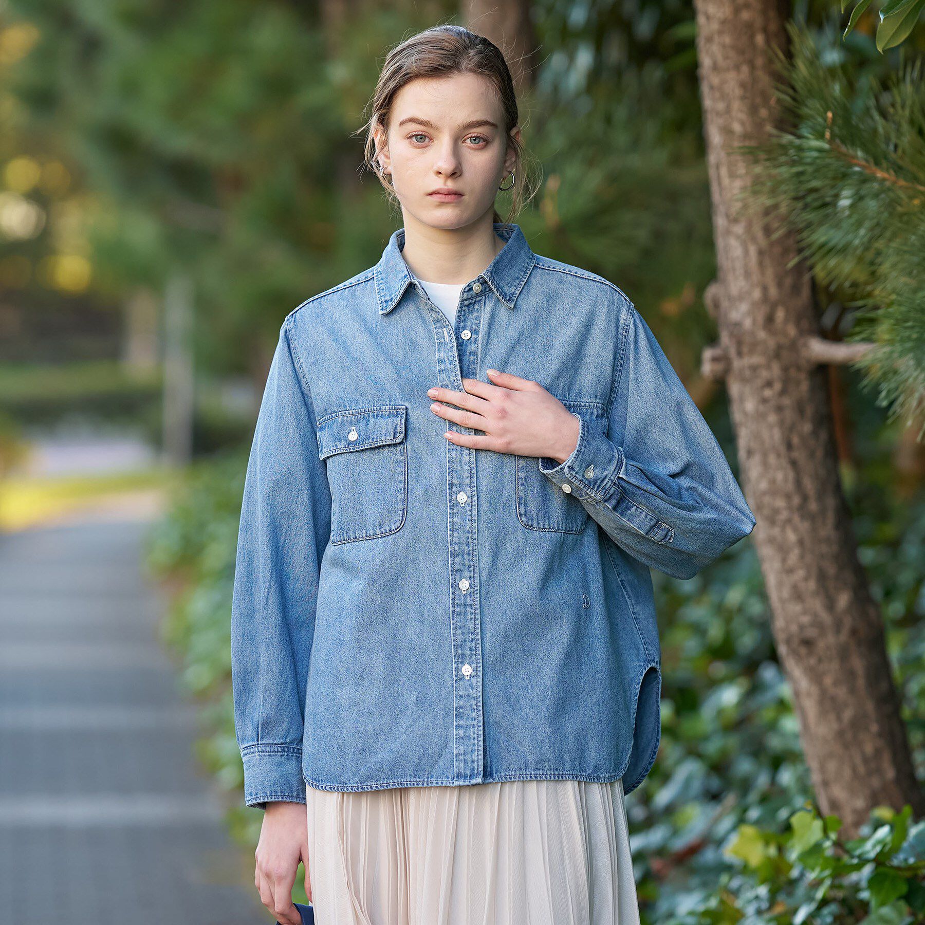 DRESSTERIOR「【ウォッシャブル/羽織りにも】ライトオンスデニムシャツ」|シャツ・ブラウス|