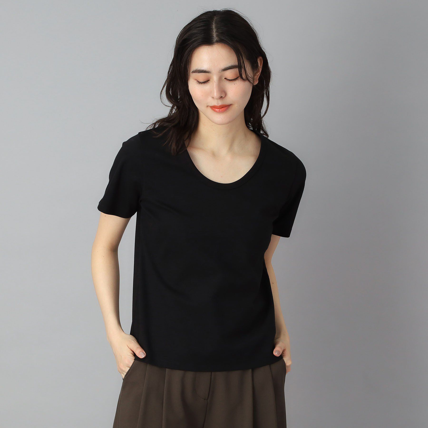 DRESSTERIOR「【接触冷感/抗菌防臭/UVカット】COOL DEODORANT JERSEY UネックTシャツ」|Tシャツ・カットソー|