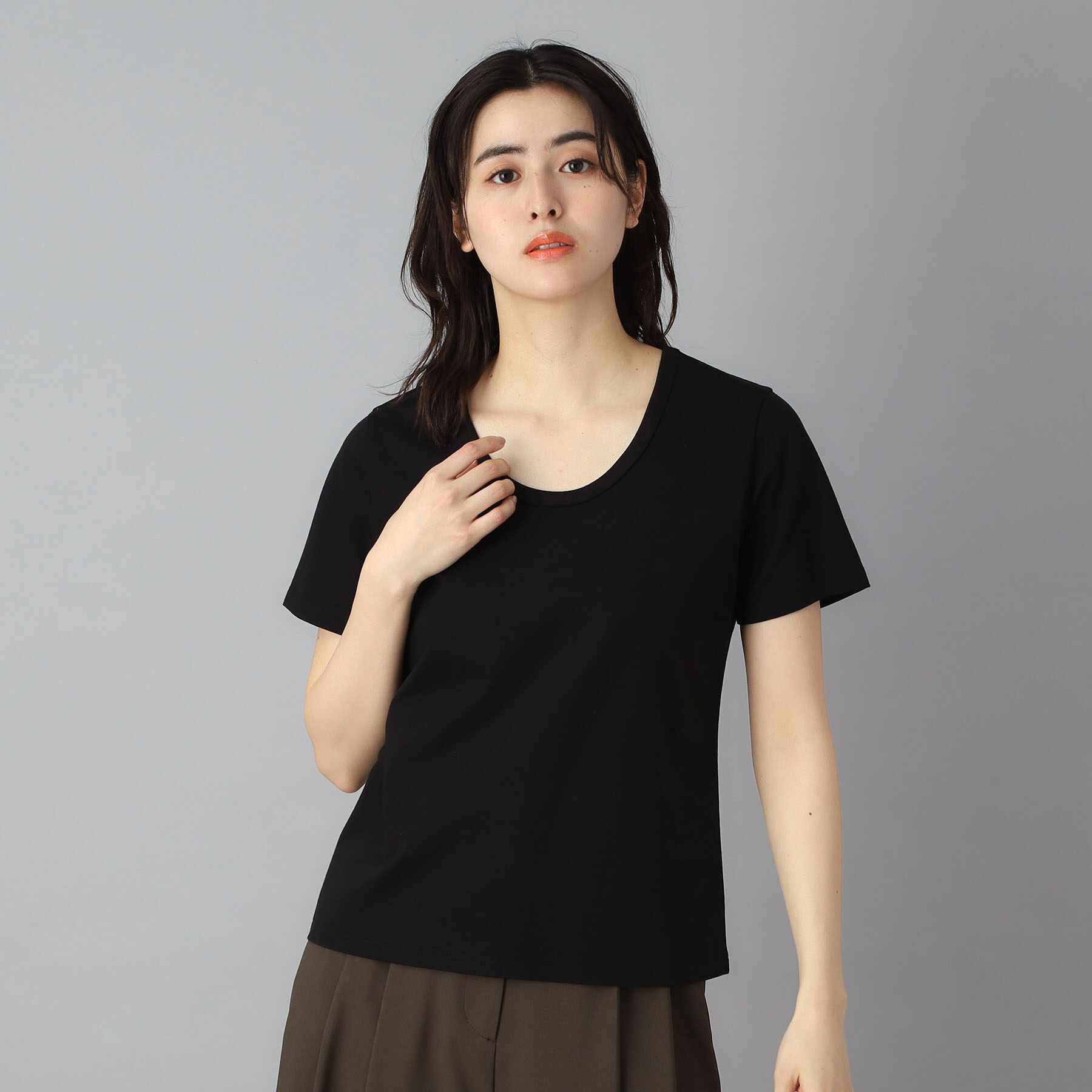 DRESSTERIOR「【接触冷感/抗菌防臭/UVカット】COOL DEODORANT JERSEY UネックTシャツ」|Tシャツ・カットソー|ブラック(019)