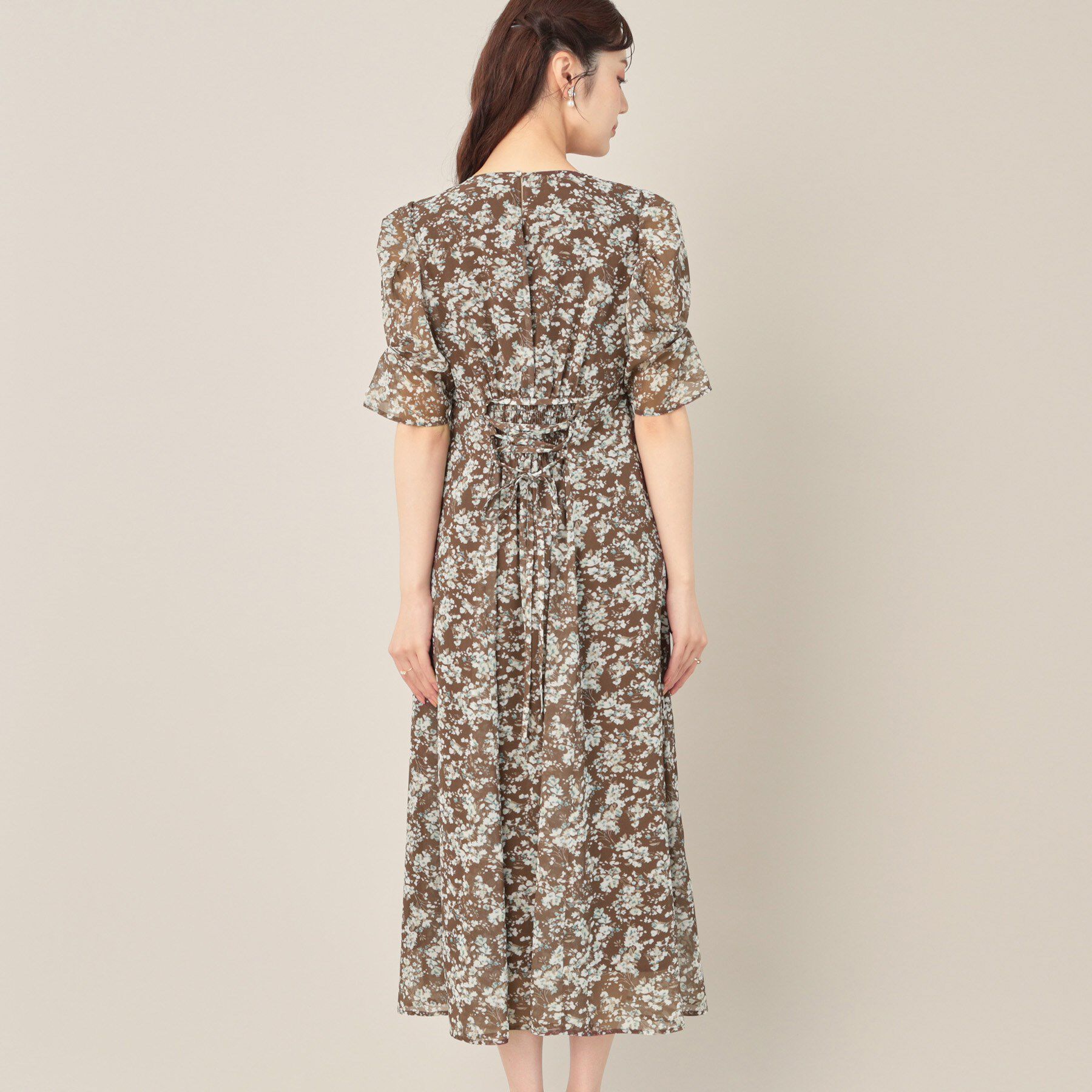 Couture broach「【一枚で着映える・通勤】Vネックフラワーワンピース」|ワンピース|