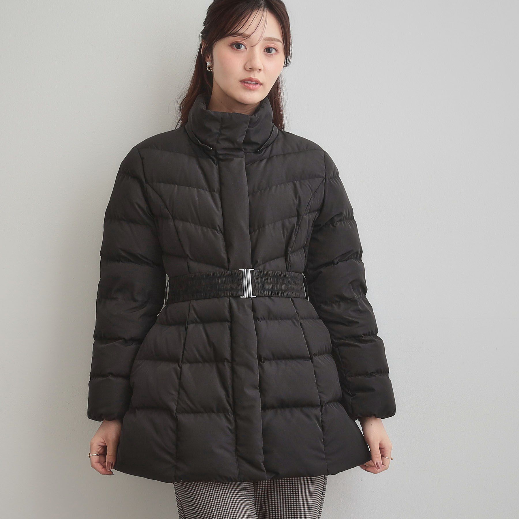 Couture broach「【2WAY・ベルト付き】フードフェイクファー ミドル丈ダウンコート」|ダウン|