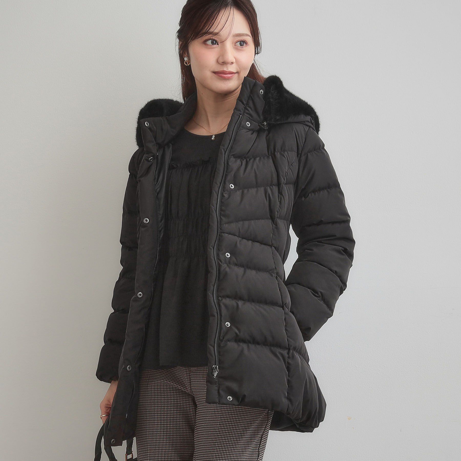 Couture broach「【2WAY・ベルト付き】フードフェイクファー ミドル丈ダウンコート」|ダウン|