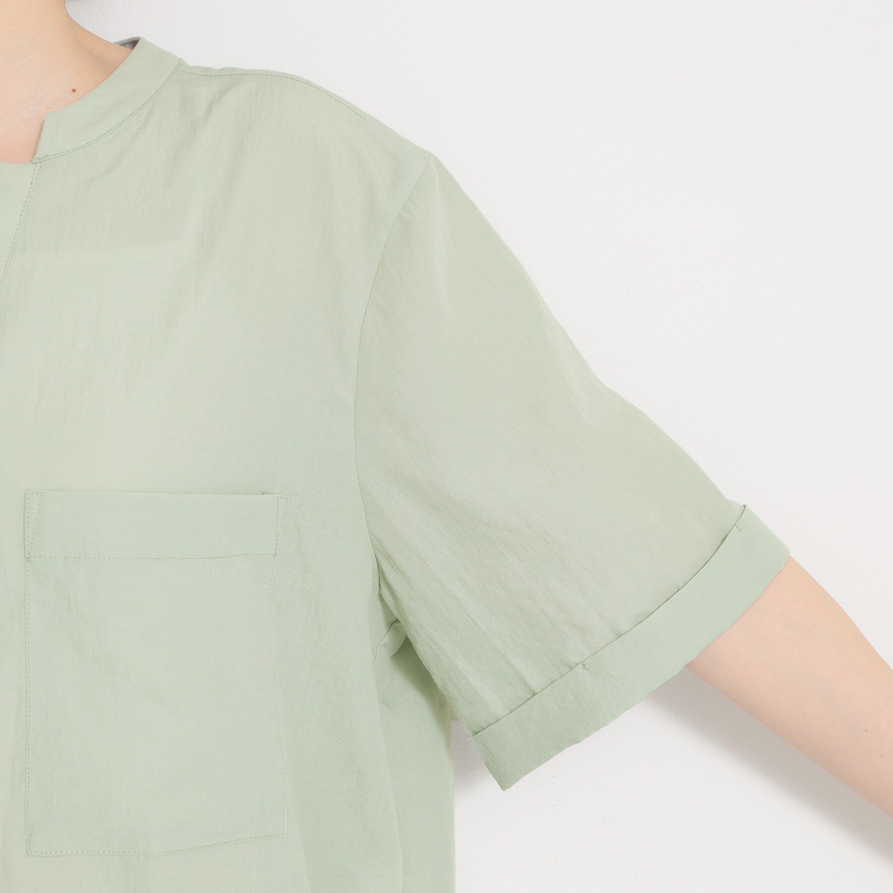 THE SHOP TK「【二の腕カバー】ダブルポケット金ボタン 5分袖シャツ」|シャツ・ブラウス|