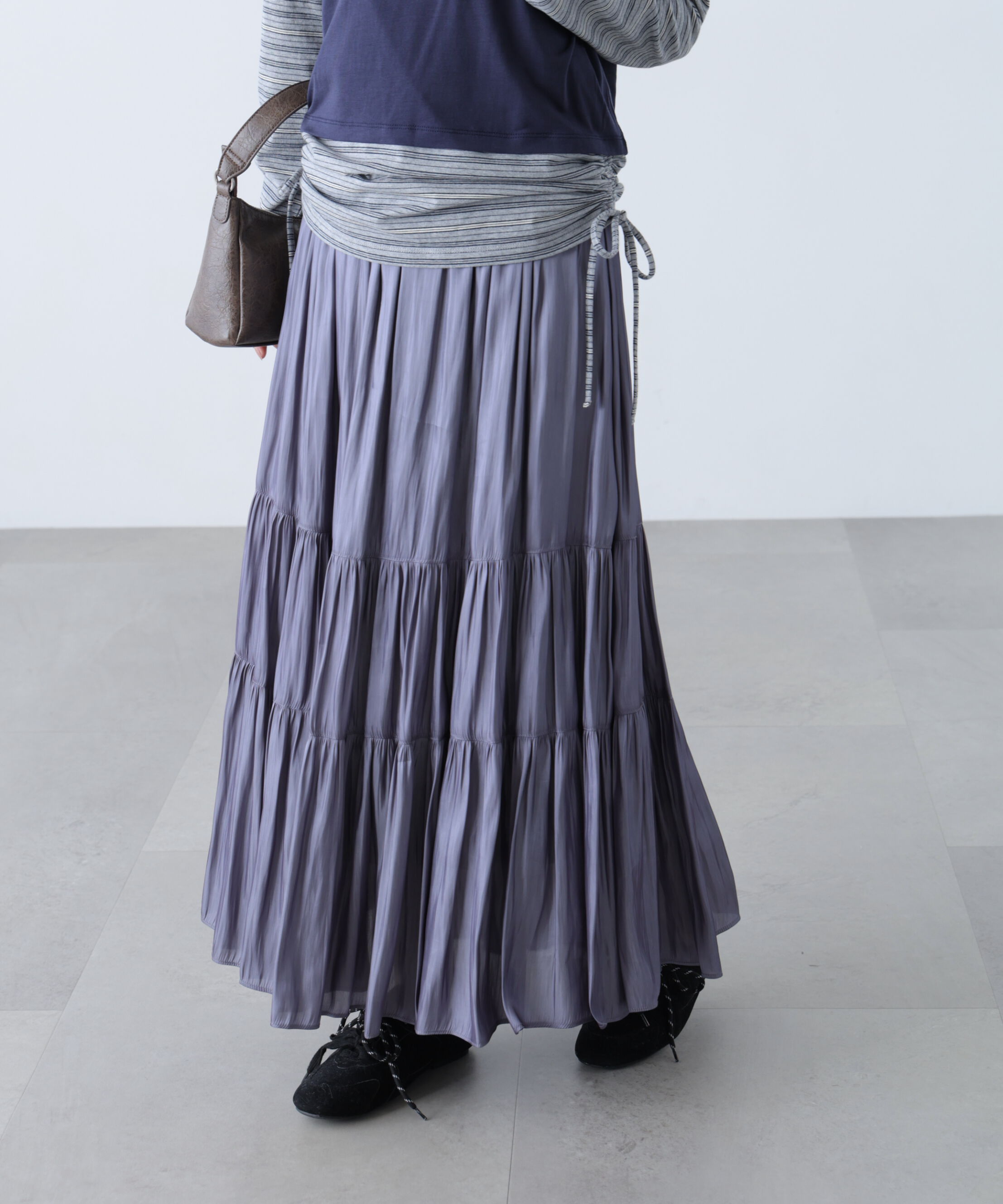  「シャイニーティアードスカート」|スカート|ブルー