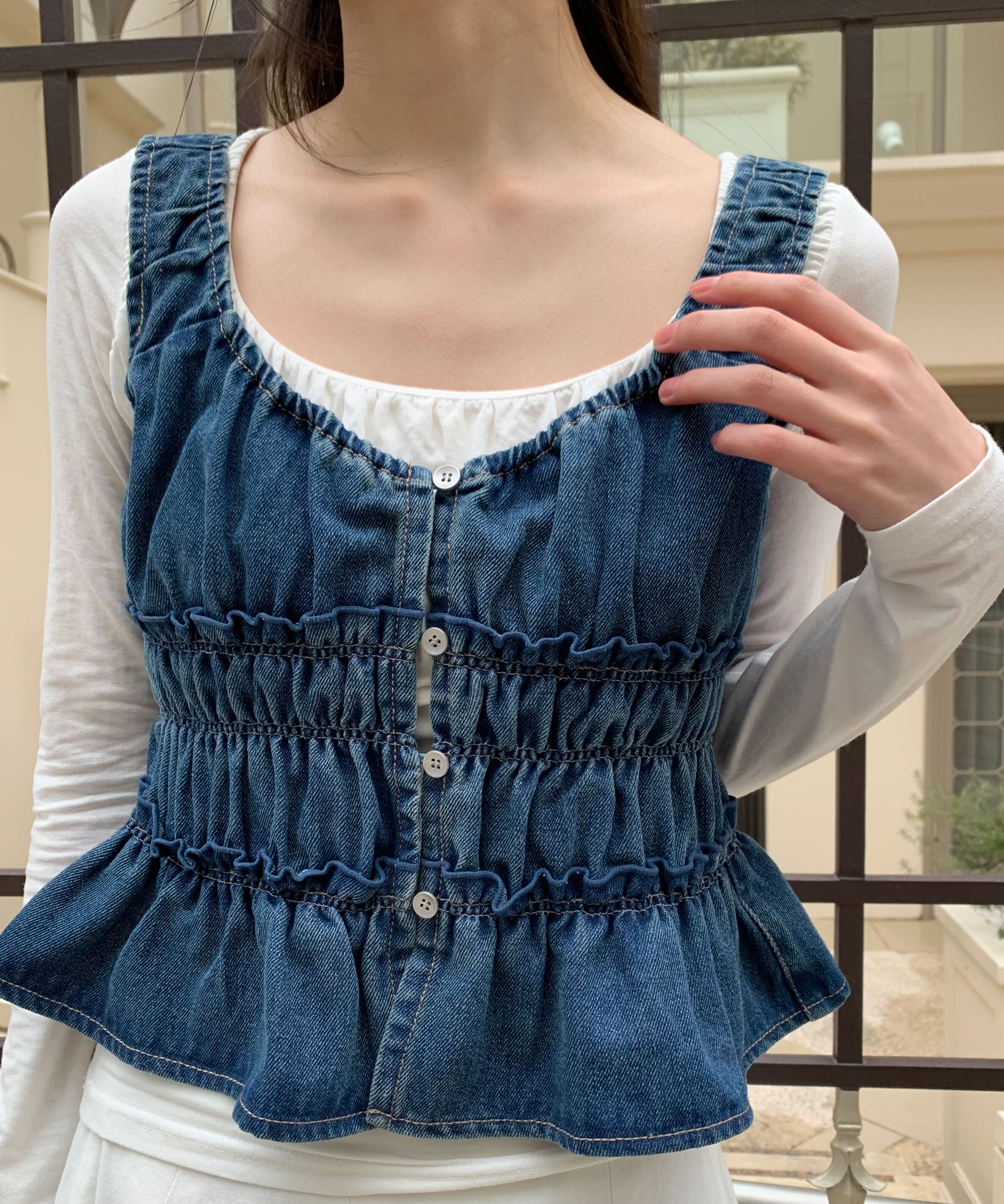  「シャーリングデニムビスチェ」|シャツ・ブラウス|