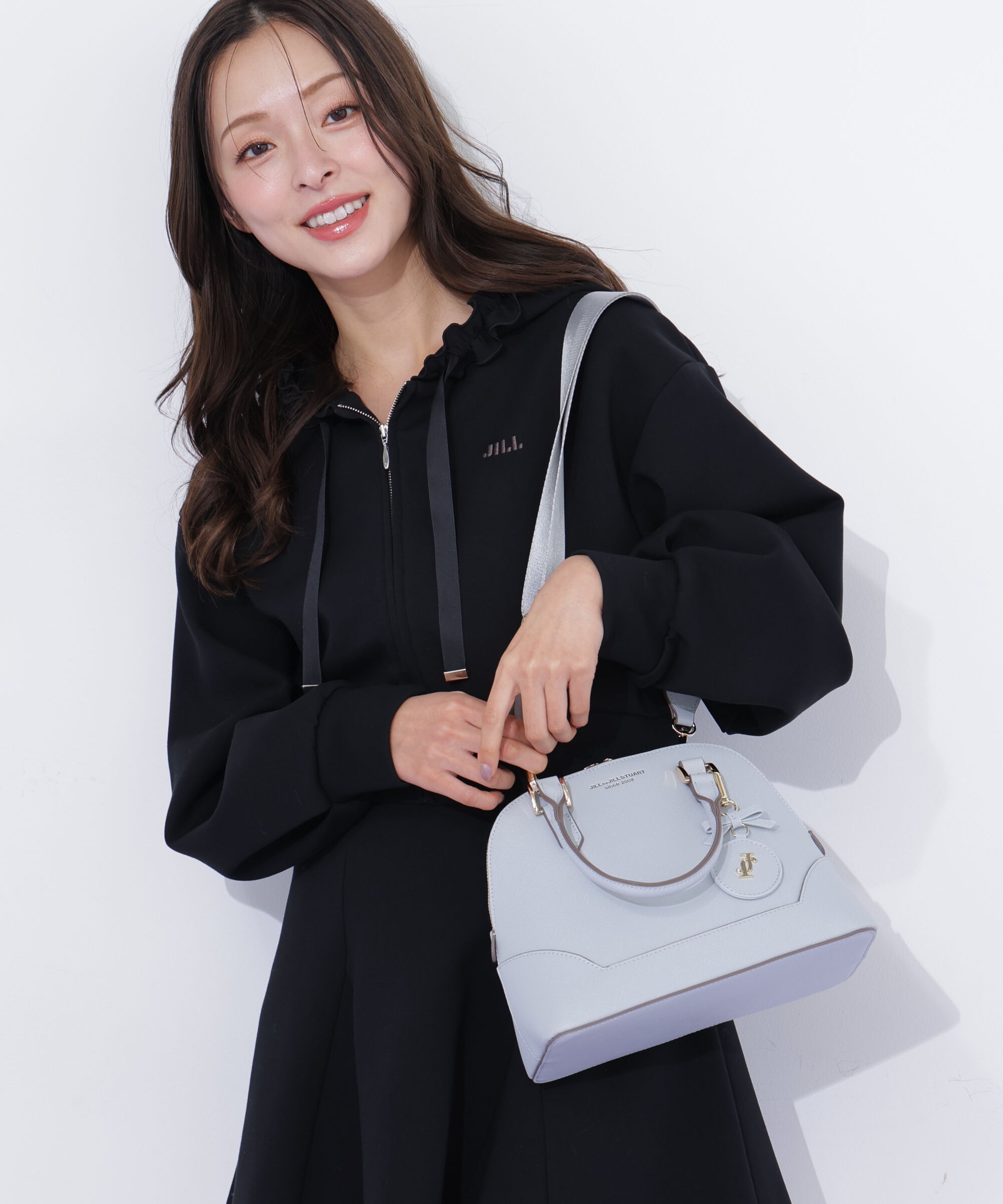  「チャーム付きハンドバッグ」|その他|ブルー