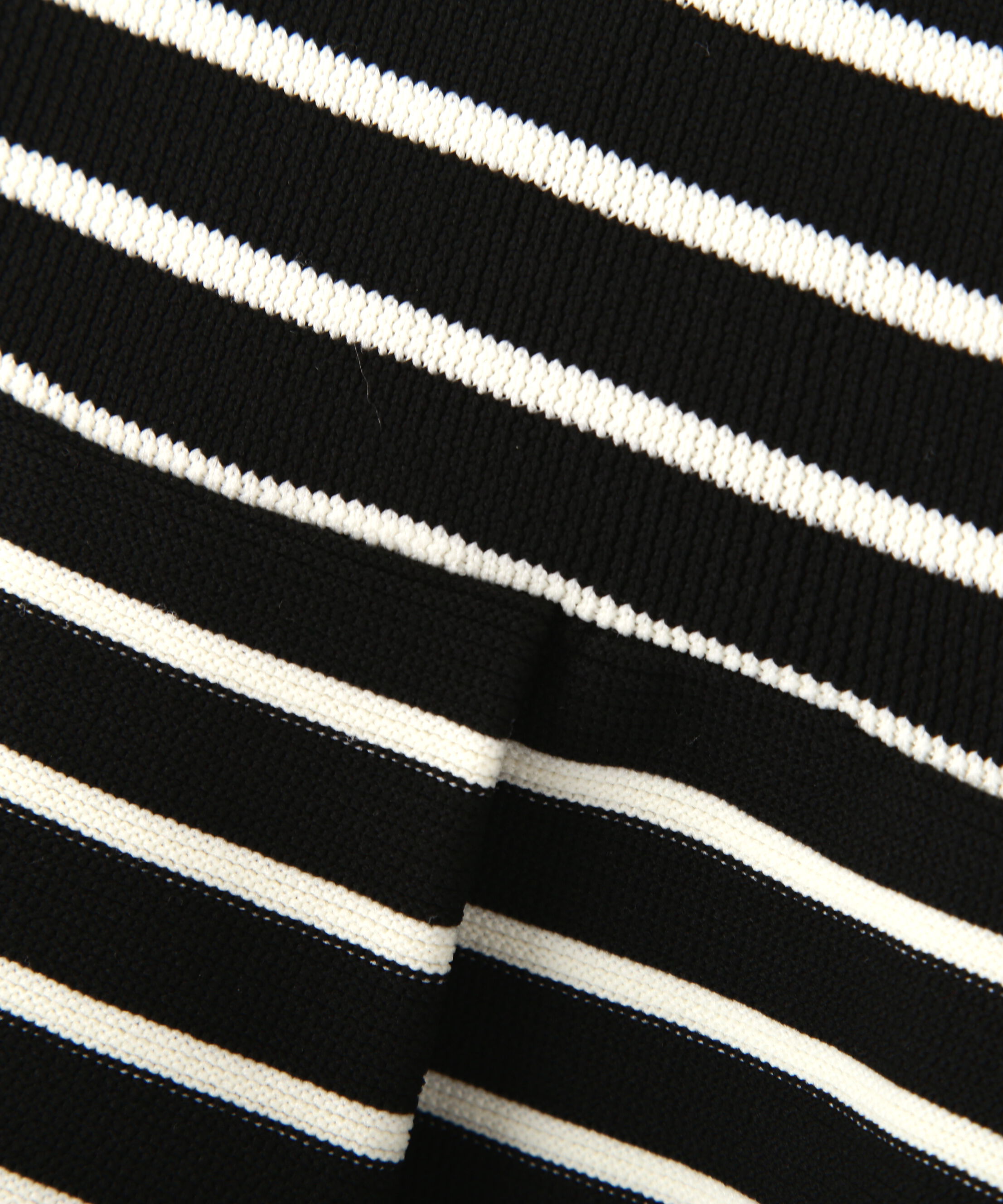 PROPORTION BODY DRESSING「〈a/mie〉ペプラムニットビスチェ 26SS」|カーディガン|