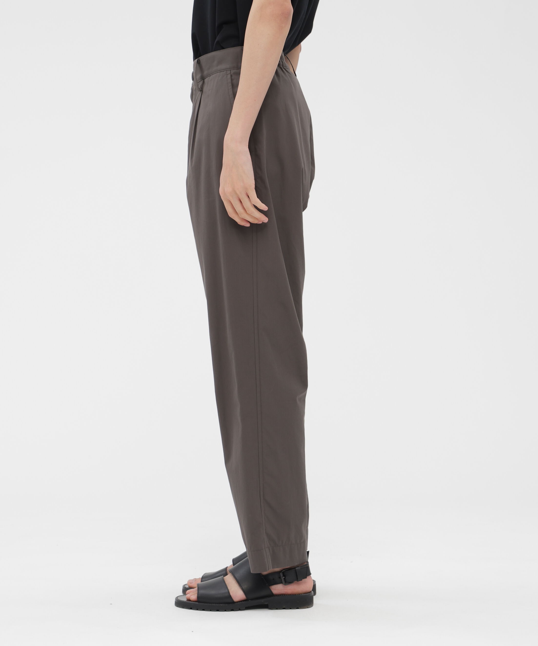MARGARET HOWELL「FINE COTTON PLAINWEAVE TROUSERS」|その他|