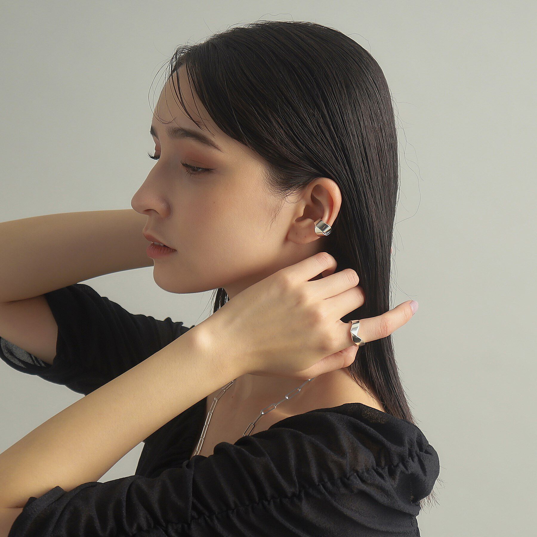 COCOSHNIK ONKITSCH「シルバー フォールディング イヤーカフ」|イヤリング|