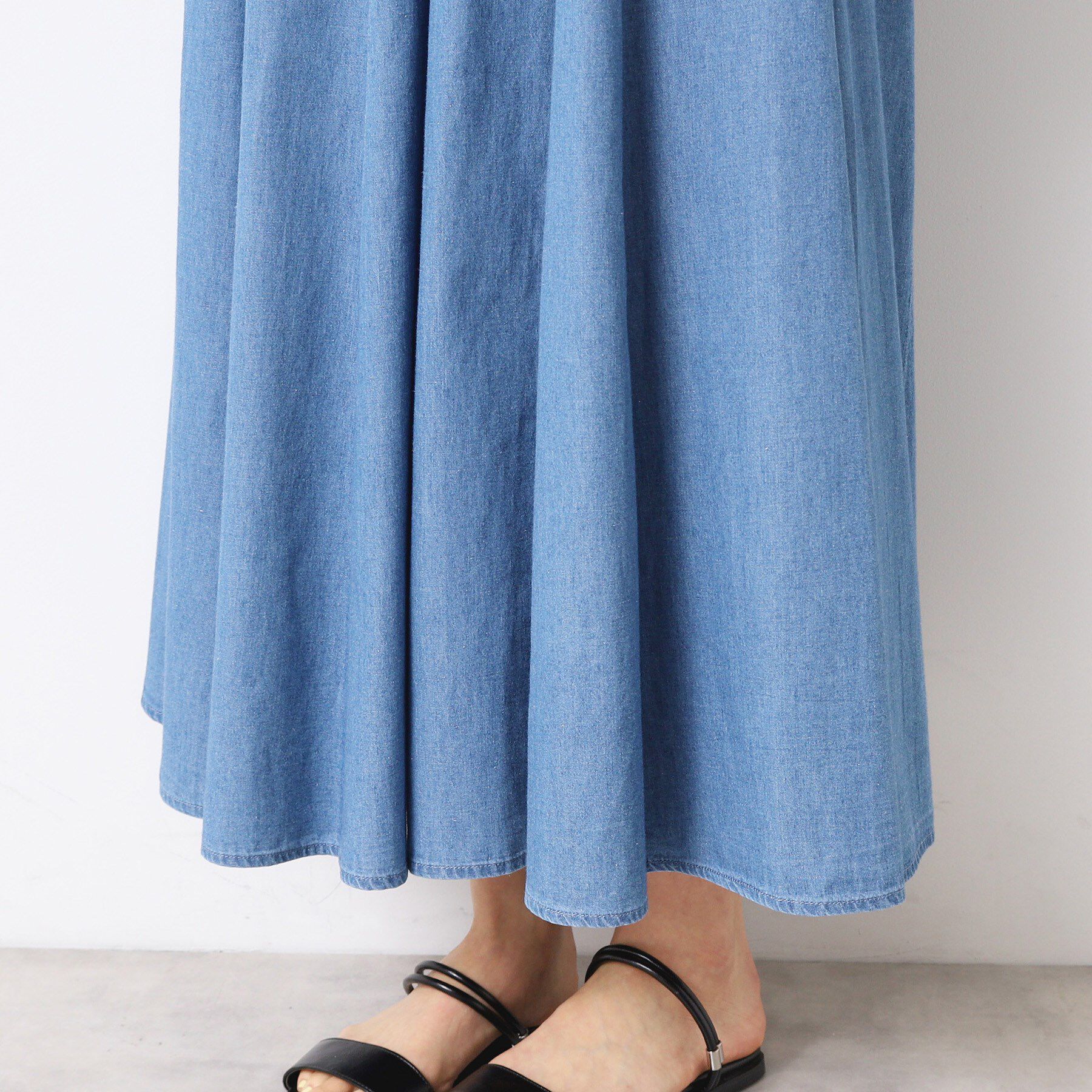 Dessin「【ウエストゴム・洗える】綿麻デニムフレアースカート」|スカート|