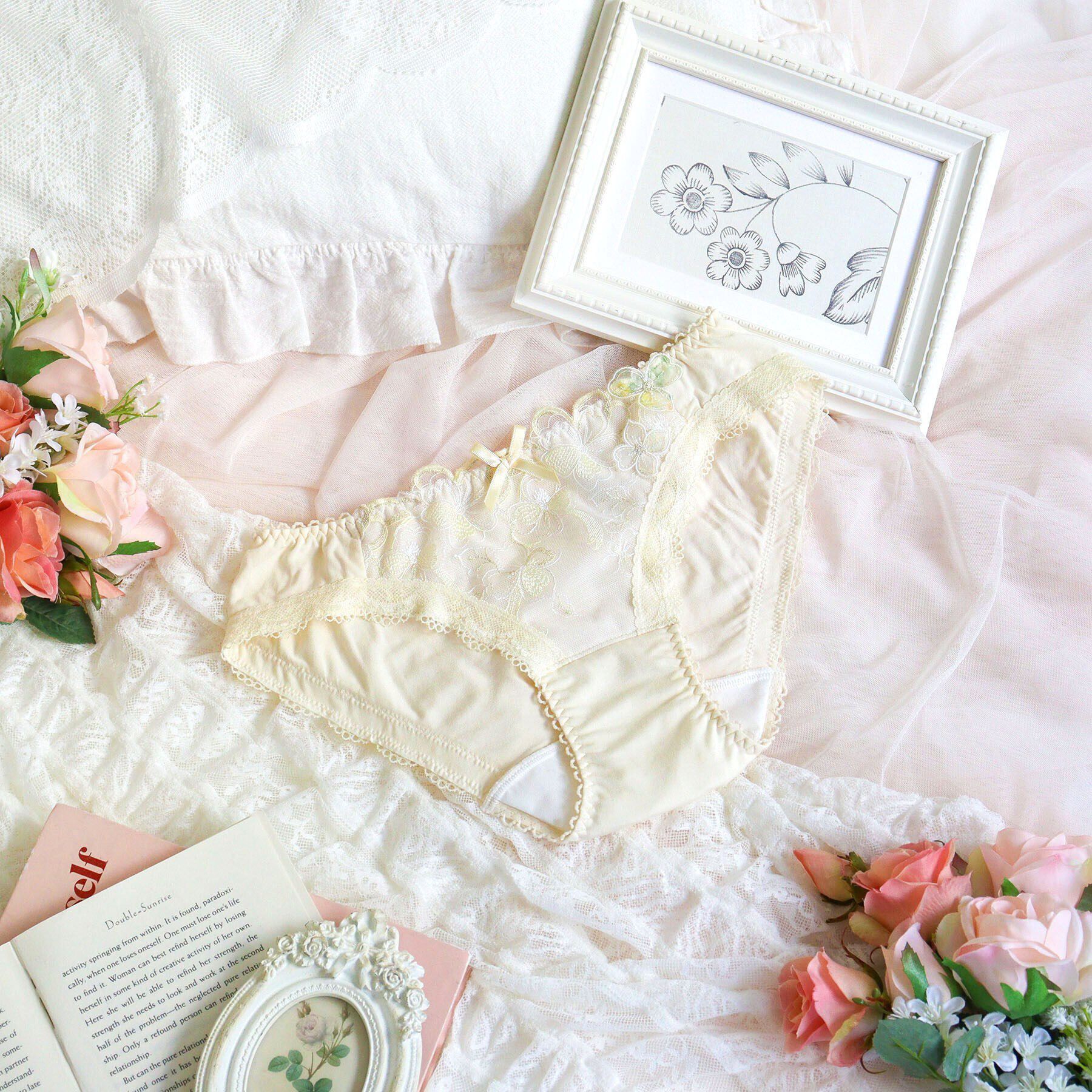 Risa Magli「マティア サニタリーショーツ」|インナー|イエロー(032)