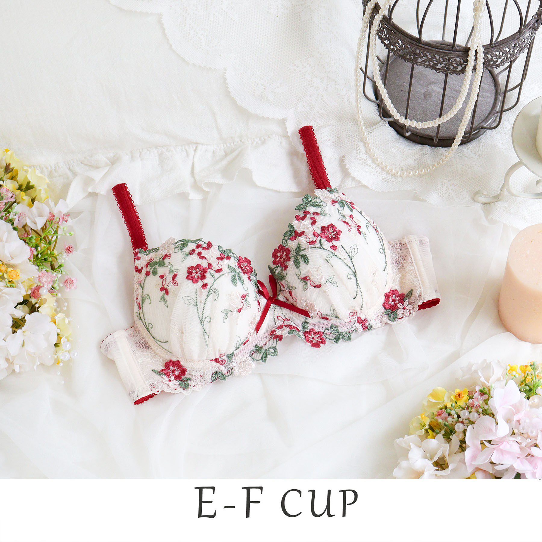 Risa Magli「ナヨン ブラジャー（E-F）＜サイドシェイプ＞」|インナー|レッド(061)