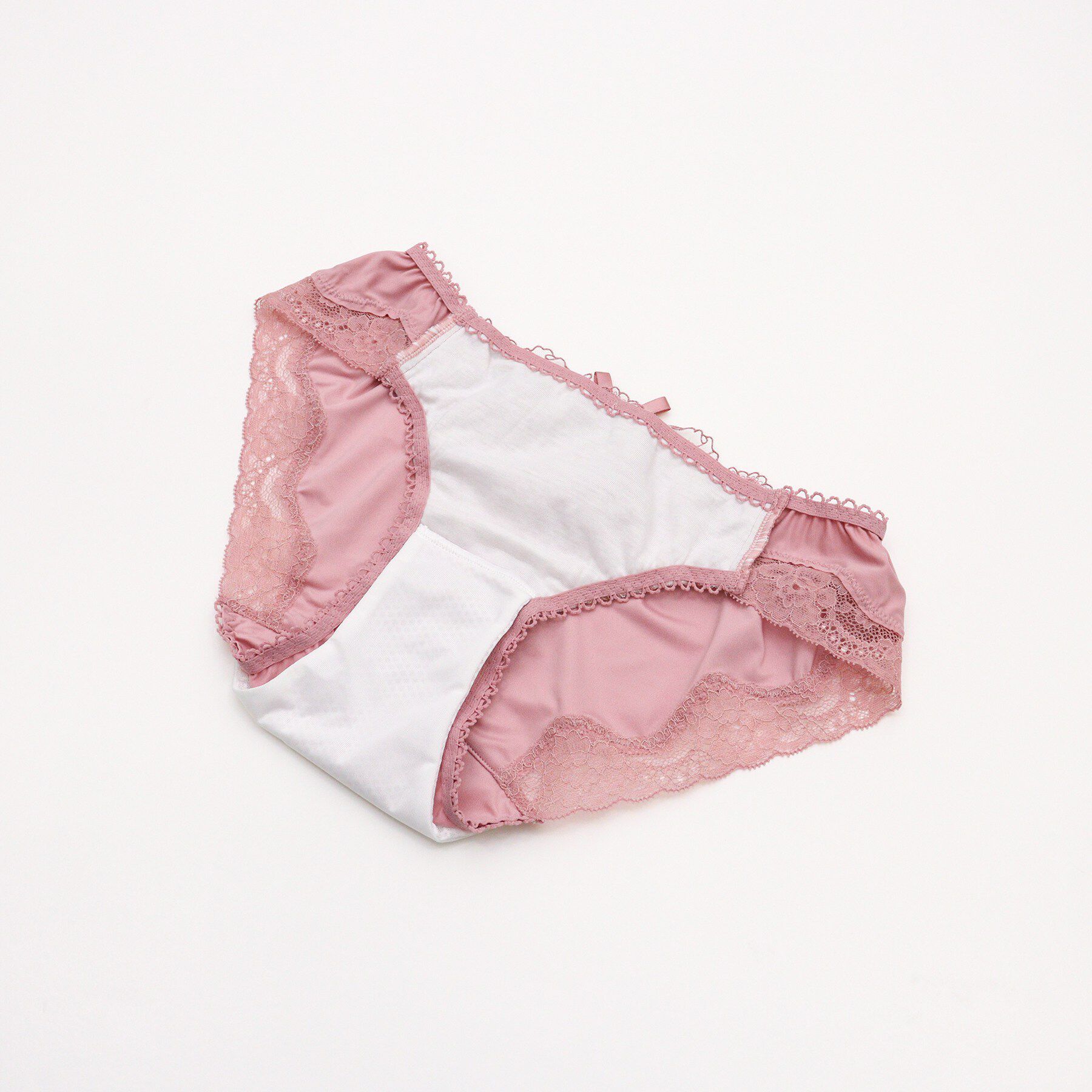 Risa Magli「アルベルタ サニタリー」|インナー|